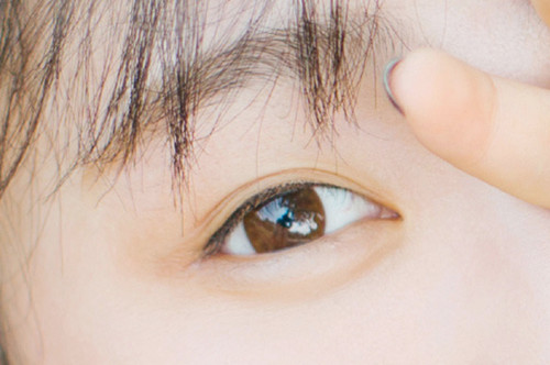 潛江藍(lán)鳥醫(yī)療美容診所祛眼袋