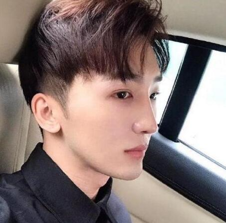 成都恩喜醫(yī)學(xué)整形張曉琴醫(yī)生男性過大下頜角磨骨案例效果分享