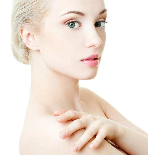 天津市河北區(qū)時光整形美容門診部去黑眼圈