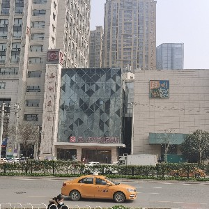 西安高一生整形醫(yī)院激光去黑眼圈效果好嗎？價(jià)格多少？