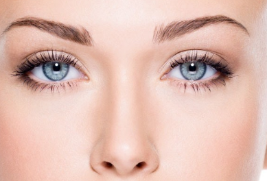 西安華仁醫(yī)院激光去黑眼圈