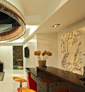 新疆張瑞紅整形激光去黑眼圈有何優(yōu)勢？可以維持多久？