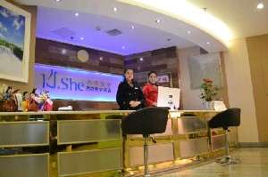 成都恩喜整形假體隆鼻有哪些材料？價(jià)格如何？