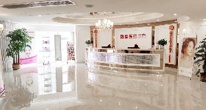 深圳薇姿整形假體隆鼻手術(shù)有何優(yōu)勢(shì)？有哪些風(fēng)險(xiǎn)？