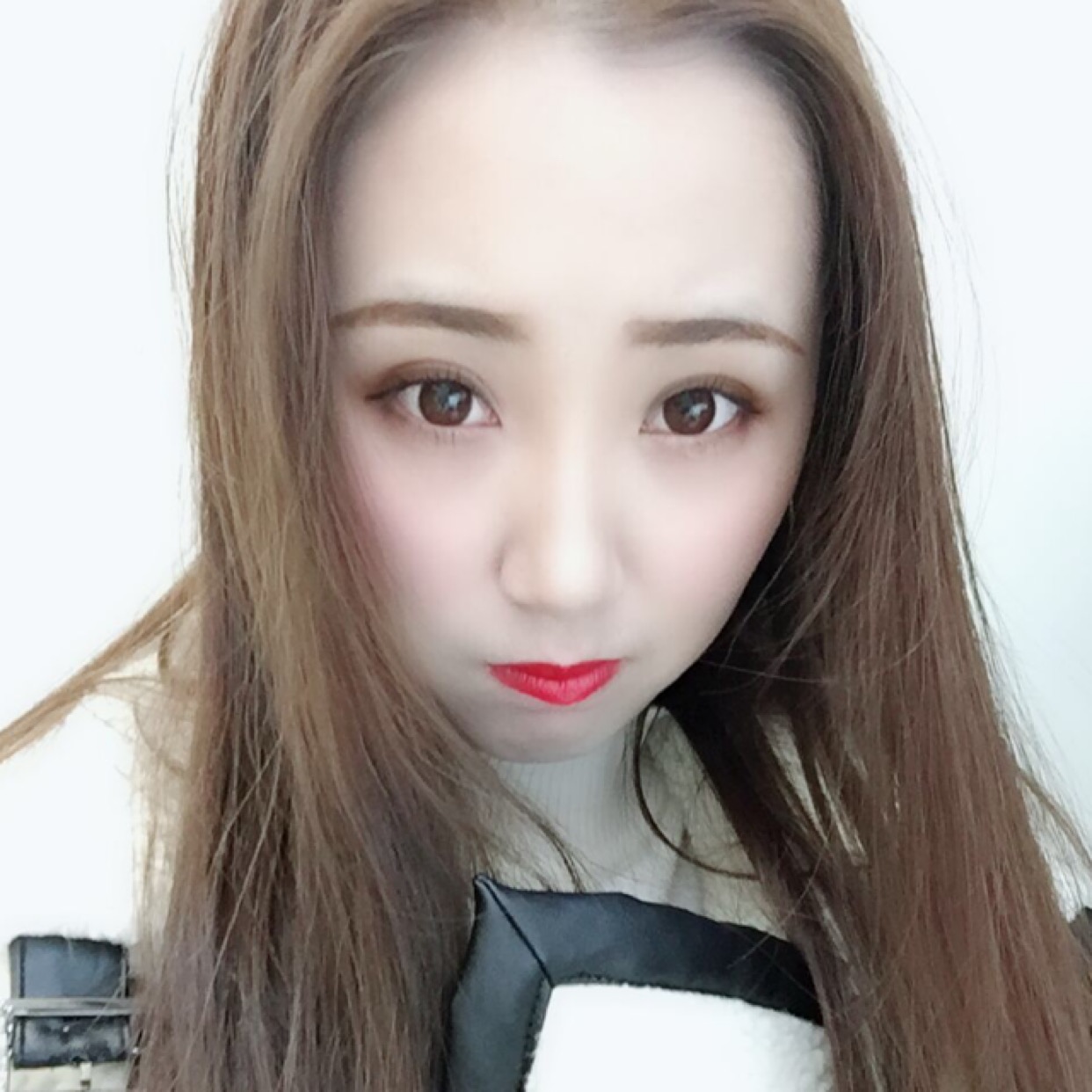 貴陽藝齡醫(yī)療美容門診部醫(yī)生李章做隆鼻手術(shù)怎么樣？附案例效果對比圖