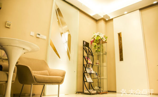 上海陳翌農(nóng)醫(yī)療美容診所