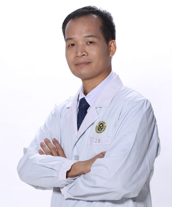 珠海九龍醫(yī)院醫(yī)學(xué)美容科鐘小榮醫(yī)生