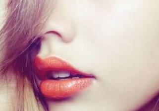 巴中時光醫(yī)學(xué)美容門診部做玻尿酸豐唇效果怎么樣？附李紅強豐唇案例
