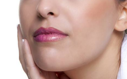 膨體隆鼻一般需要多少錢？膨體貴嗎？