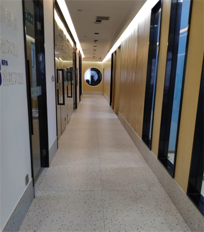 鄭州艾媚爾整形診所_過道