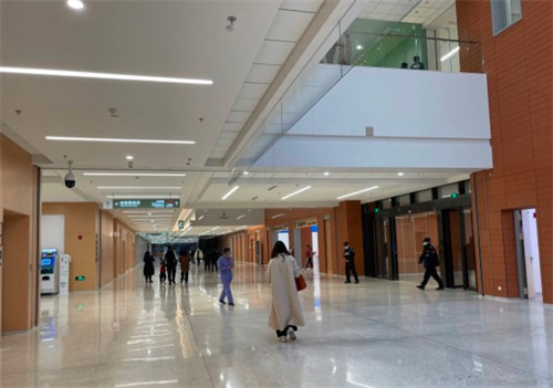 浙江大學醫(yī)學院附屬第二醫(yī)院整形科_醫(yī)院走廊