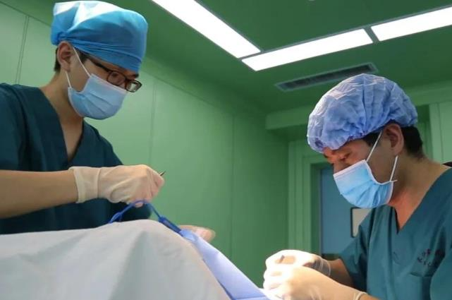 長治市人民醫(yī)院整形美容科_手術(shù)室