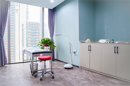 長沙臻顏醫(yī)療美容門診部_皮膚治療室