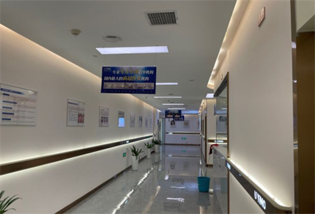 長(zhǎng)沙渏蘅醫(yī)療美容門診部_走廊