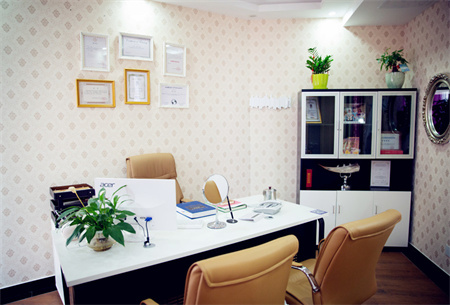 長(zhǎng)沙一美醫(yī)療美容門(mén)診部_面診室