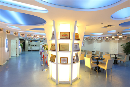 東莞美立方美容醫(yī)院_榮譽(yù)展示區(qū)