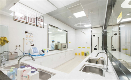 ?？诤佳谰S信口腔門診部_消毒室