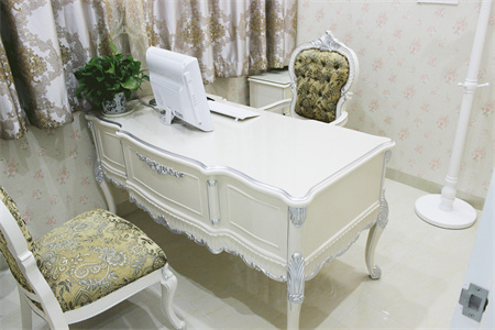 邯鄲萊媚儷美容整形外科診所_咨詢室