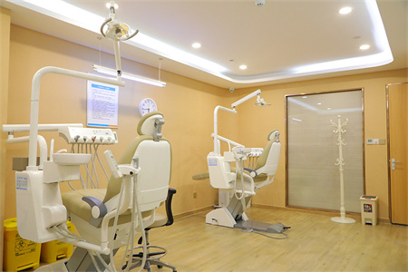 南京博韻口腔門(mén)診部