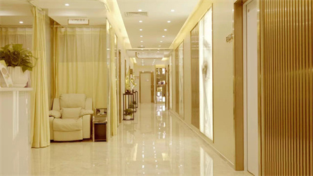南充艾迪整形美容醫(yī)院_走廊