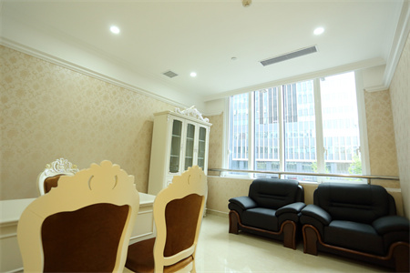 寧波壹加壹美容醫(yī)院_咨詢室