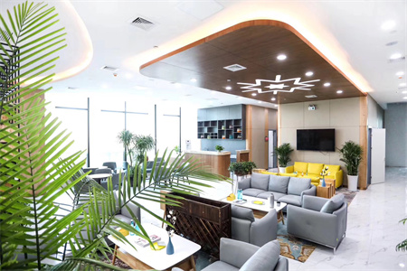 青島艾菲醫(yī)療美容門診部_大廳休息區(qū)