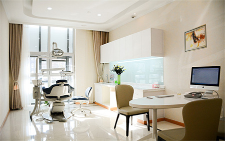 天津微笑青澄口腔門(mén)診部 天津微笑青澄口腔門(mén)診部