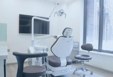 天津優(yōu)嘉口腔門診部_治療室