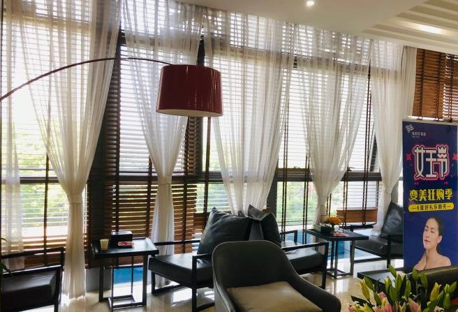 長沙臉秀醫(yī)療美容門診部_休息區(qū)