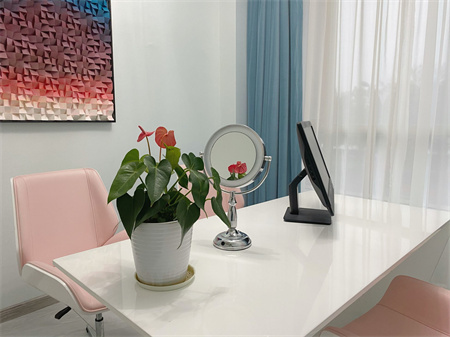 長沙嘉悅?cè)R醫(yī)療美容門診部_咨詢室