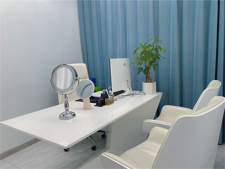 長(zhǎng)沙赫美醫(yī)療美容門(mén)診部_咨詢(xún)室