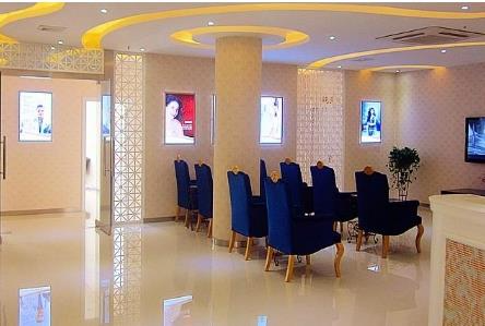 長沙奧米醫(yī)療美容門診部_休息區(qū)