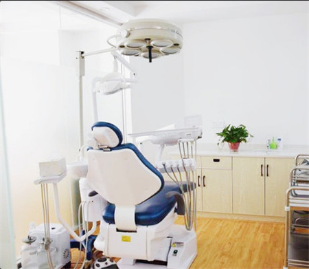 長春致遠(yuǎn)口腔門診部