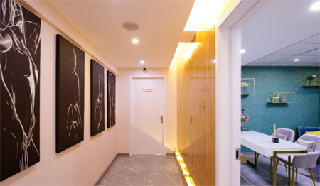 長(zhǎng)春薇瀾醫(yī)療美容門診部_咨詢室