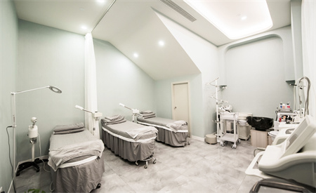 長(zhǎng)春金羽醫(yī)療美容門診部 長(zhǎng)春金羽醫(yī)療美容門診部