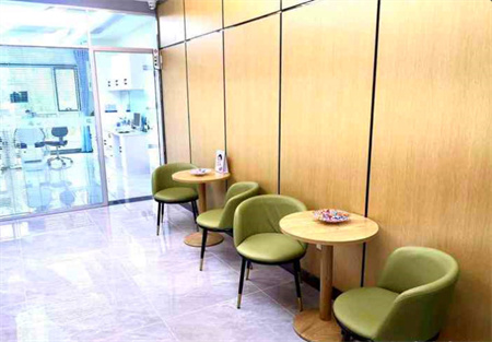 張家口師磊口腔診所_休息區(qū)