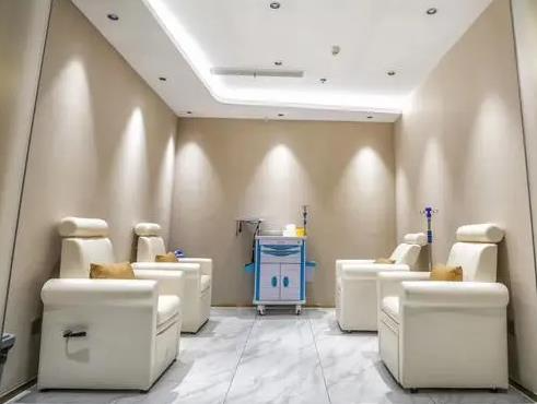 張家港容麗妍醫(yī)療美容門診部_輸液室