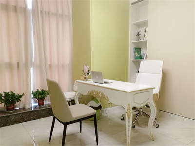 岳陽昱萱醫(yī)療美容門診部_咨詢室