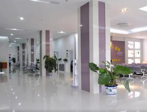 榆林婦產(chǎn)專科醫(yī)院醫(yī)療美容科_醫(yī)院大廳