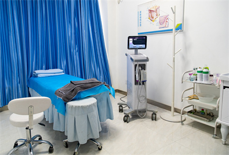 營口朗悅醫(yī)療美容門診部_治療室