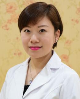 范明明.jpg 范明明.jpg