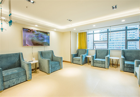 煙臺(tái)華美美容整形醫(yī)院_輸液室
