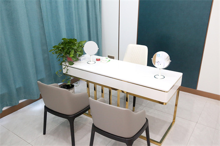 新疆世紀(jì)亞太整形美容門診部