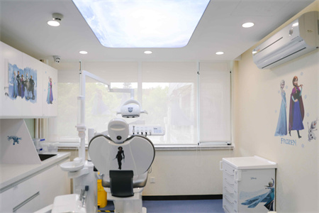 忻州和平口腔醫(yī)院_治療室