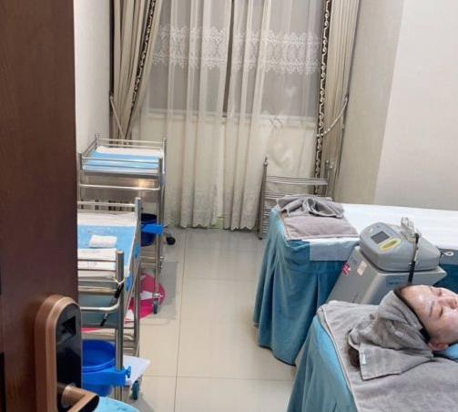 湘潭愛(ài)思特整形醫(yī)院_治療室