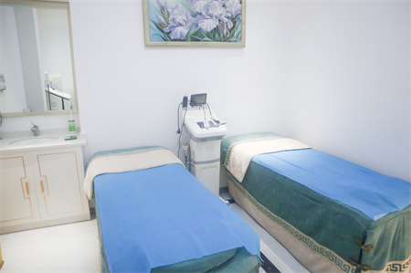 西安優(yōu)漾醫(yī)療美容診所_皮膚治療室