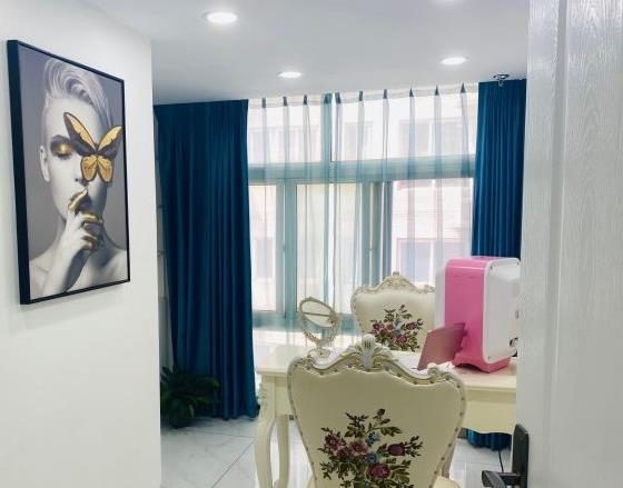 西安悅?cè)A醫(yī)療整形醫(yī)院_咨詢室