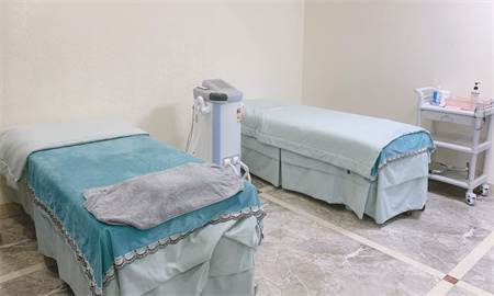 西安玫滋快美醫(yī)療美容診所_皮膚治療室