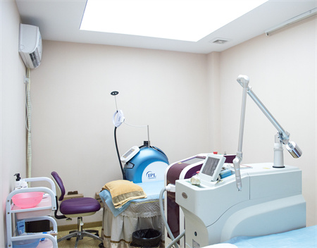 武漢茜露閣醫(yī)療美容門診部