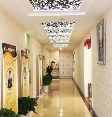 武漢麗星醫(yī)療美容門診部_走廊